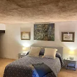 La Casa Del Bosque Cabra de Mora