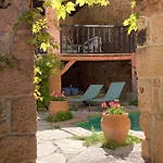 Chalet La Casa Del Bosque *