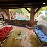 La Casa Del Bosque *