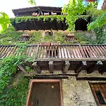 La Casa Del Bosque Cabra de Mora