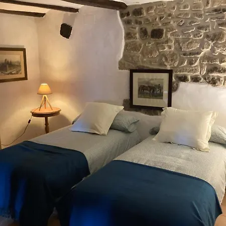 La Casa Del Bosque Cabra de Mora