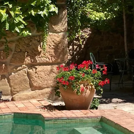 La Casa Del Bosque * Cabra de Mora