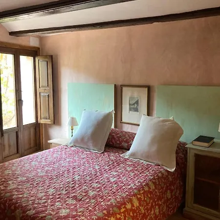 La Casa Del Bosque בקתה Cabra de Mora