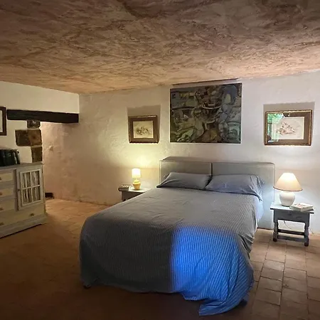 La Casa Del Bosque Cabra de Mora