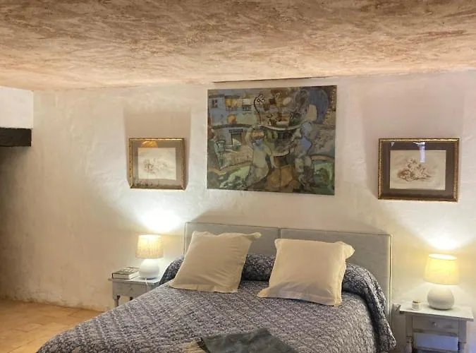 La Casa Del Bosque Cabra de Mora