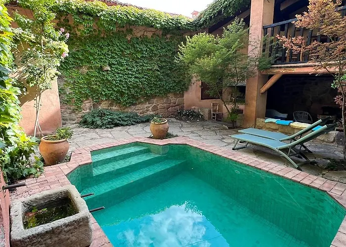 Chalet La Casa Del Bosque Cabra de Mora