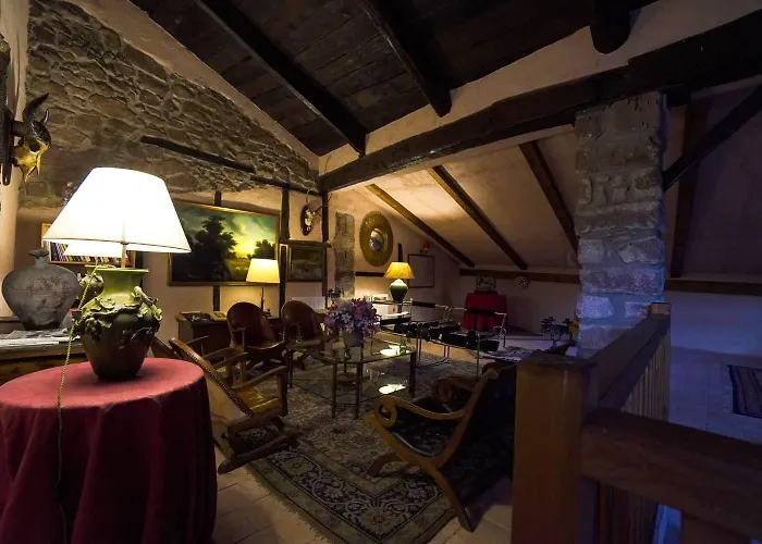 Chalet La Casa Del Bosque Cabra de Mora